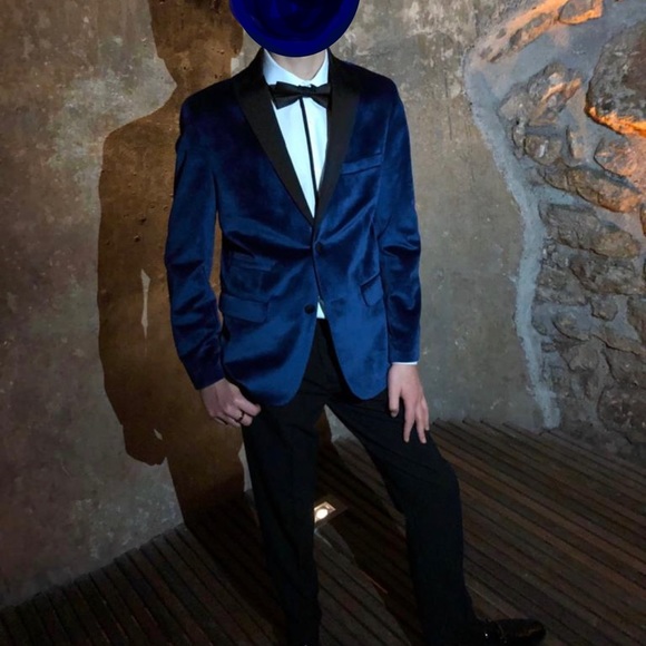 Calvin Klein Blue Velvet Dinner Jacket - Picture 1 of 6